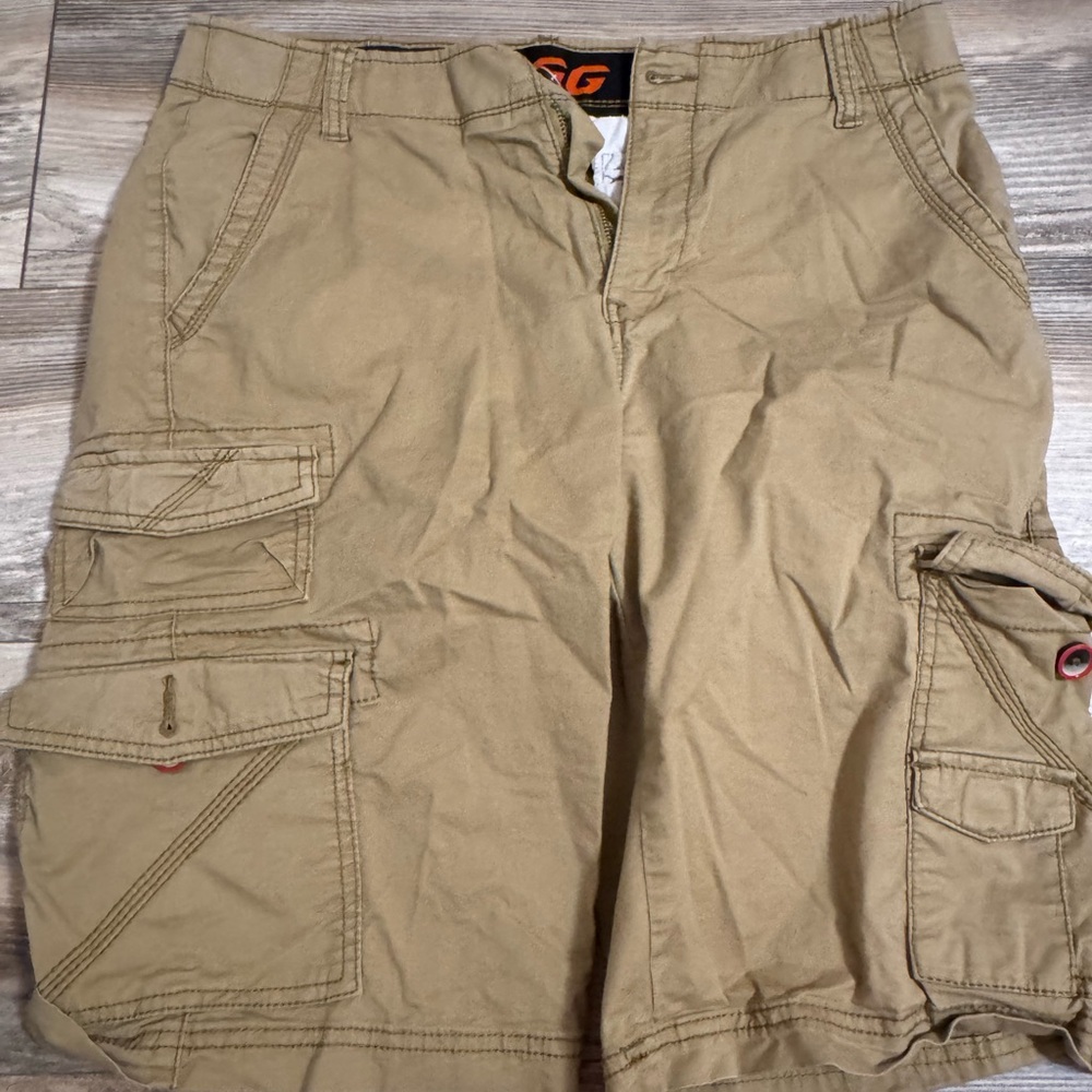 Plugg Flex Olive Shorts